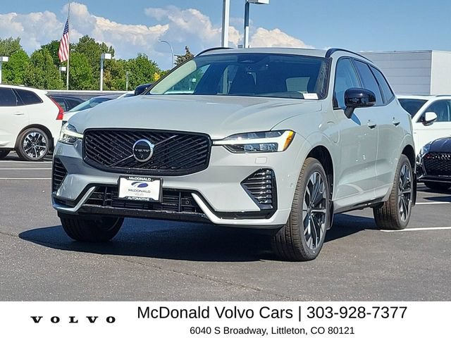 New 2026 Volvo XC60 T8 Plus w/ Protection Package Premier AWD/4WD image 4
