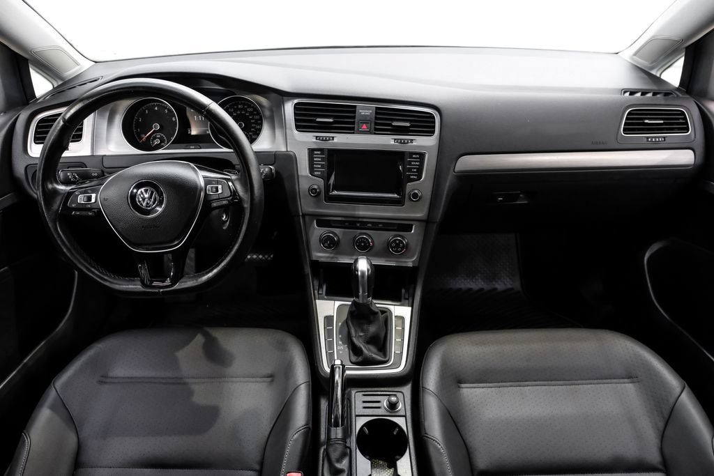 Used 2015 Volkswagen Golf S FWD image 13