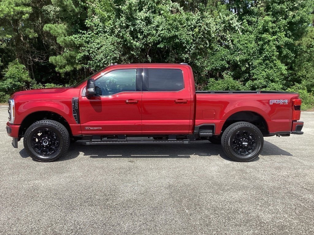 New 2025 Ford F250 Lariat w/ Black Appearance Package image 6