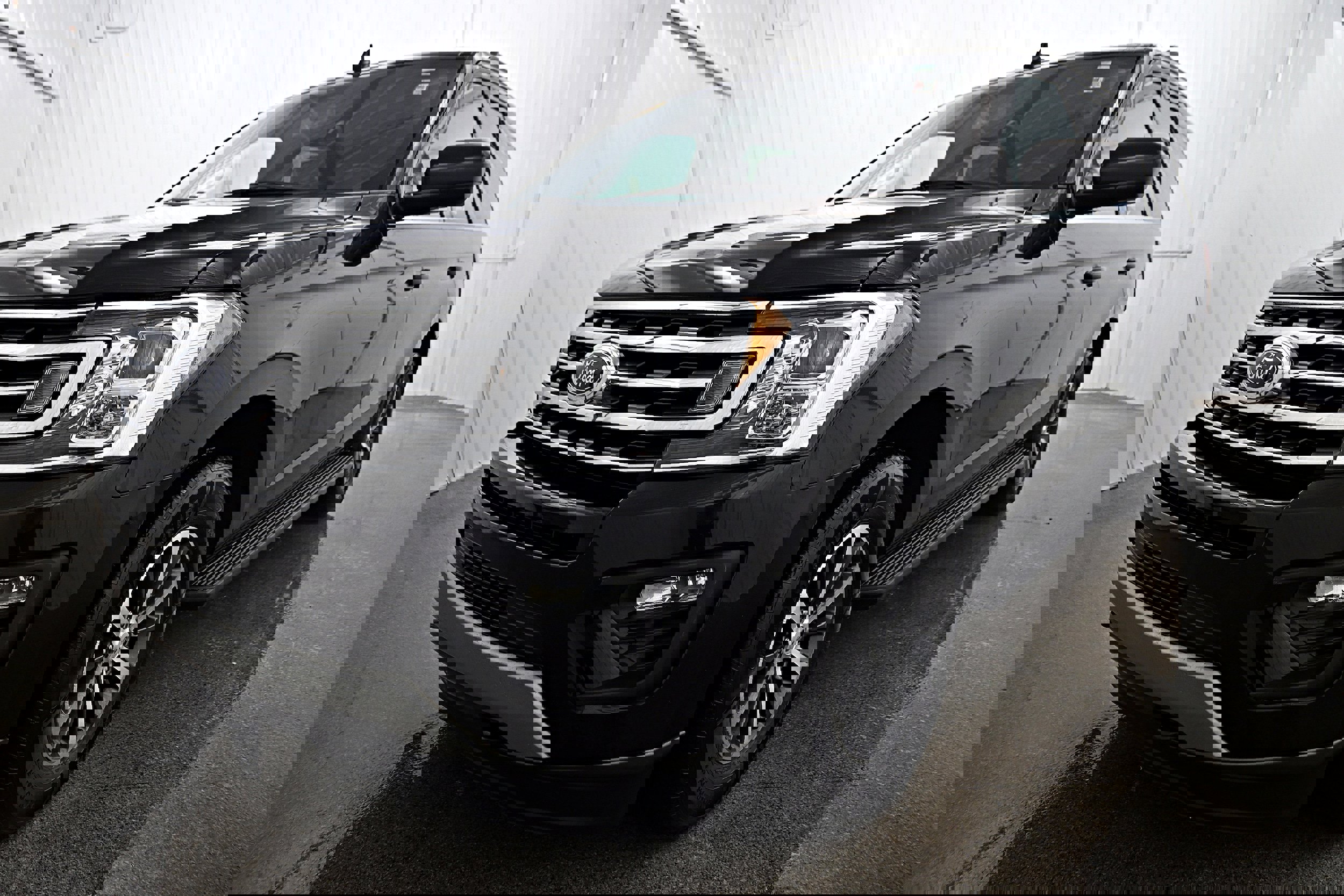 Used 2021 Ford Expedition XLT image 21
