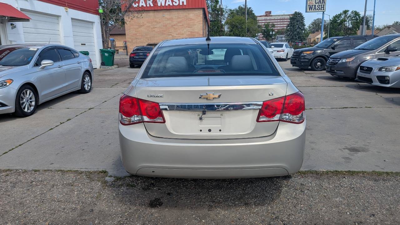 Used 2012 Chevrolet Cruze LT FWD image 6