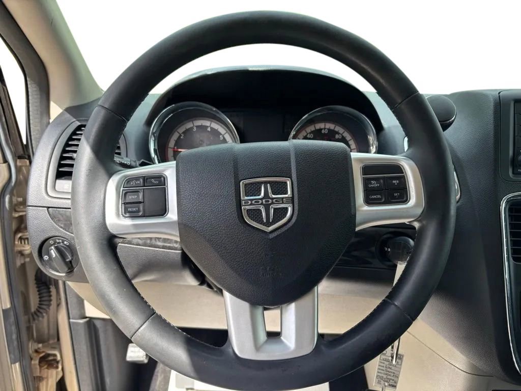Used 2014 Dodge Grand Caravan SXT w/ Quick Order Package 29G SXT FWD image 13