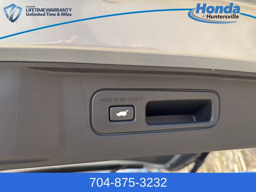 New 2026 Honda Pilot Sport image 13