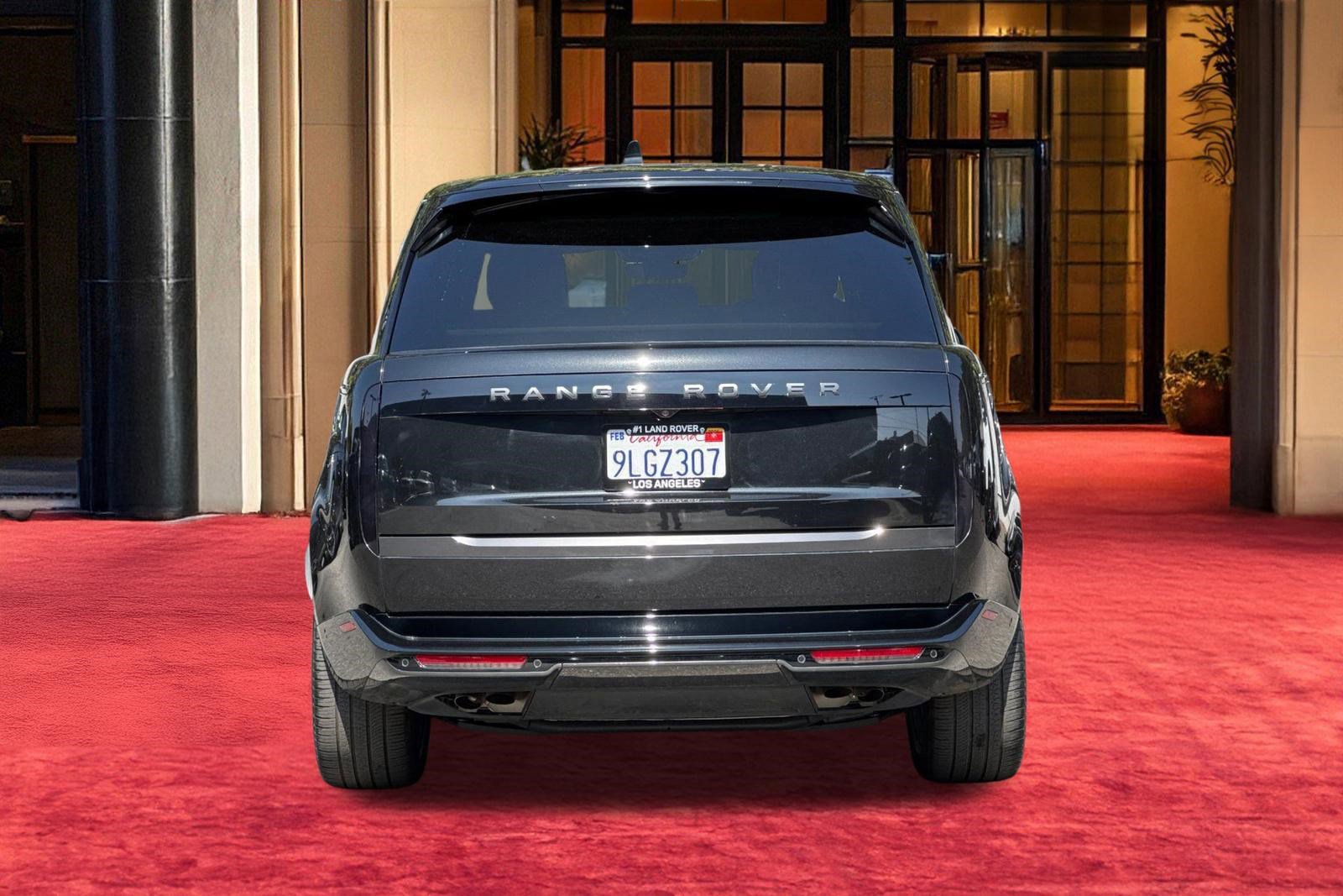 Used 2024 Land Rover Range Rover SE AWD/4WD image 10
