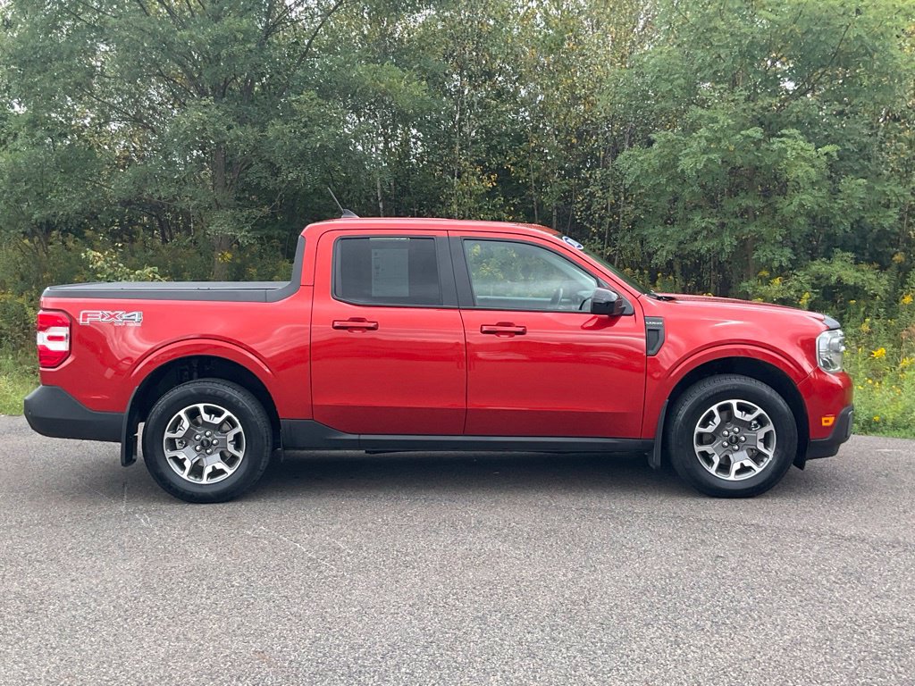 Certified 2024 Ford Maverick Lariat w/ FX4 Off-Road Package AWD/4WD image 27
