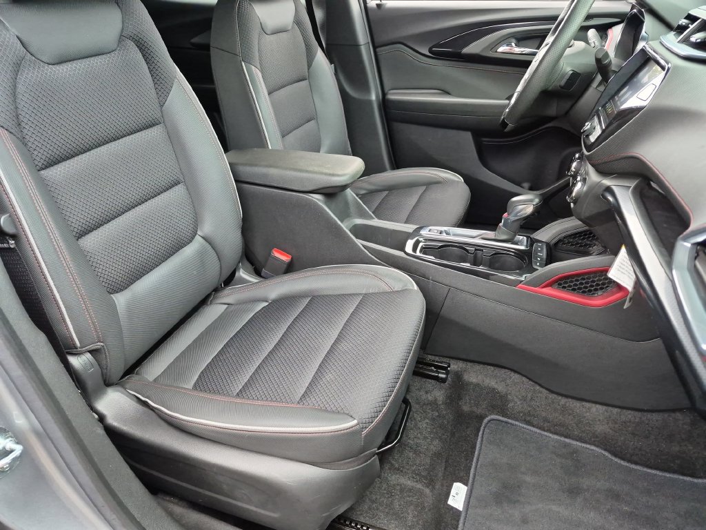 Certified 2023 Chevrolet TrailBlazer RS w/ Convenience Package AWD/4WD image 28