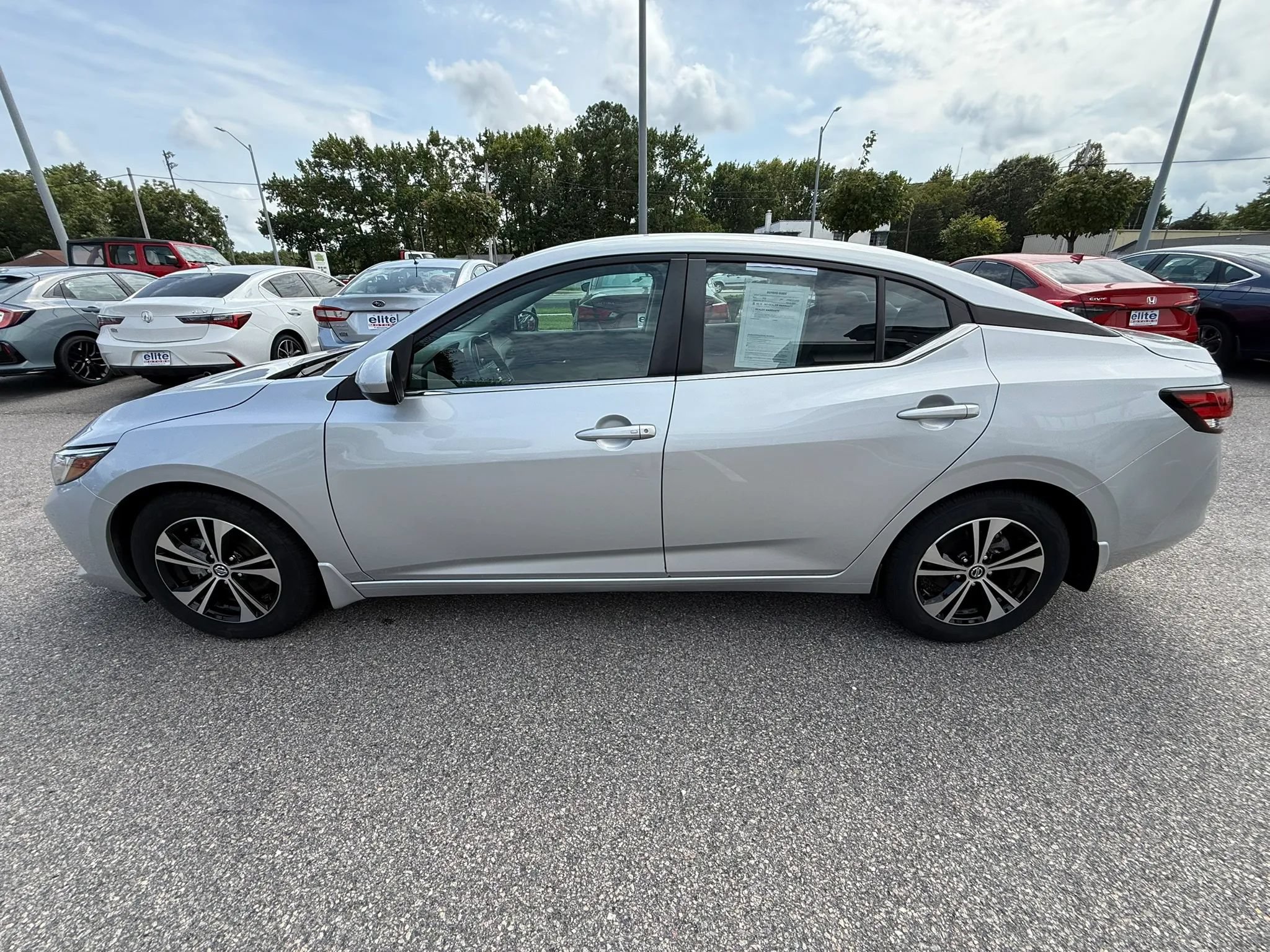 Used 2023 Nissan Sentra SV w/ All-Weather Package FWD image 4