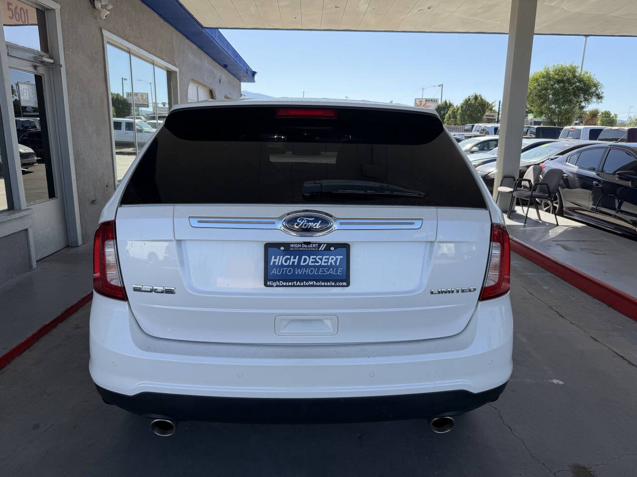 Used 2014 Ford Edge Limited w/ Driver Entry Package FWD image 7