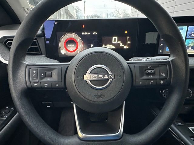 Used 2025 Nissan Kicks SV image 20