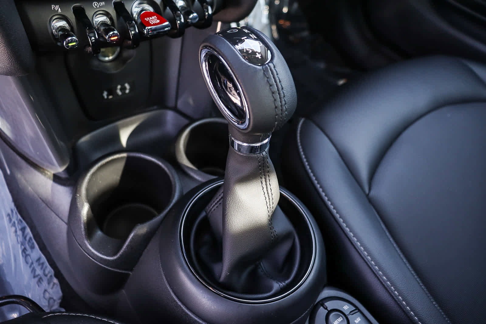 Used 2018 MINI Cooper 2-Door Hardtop image 26