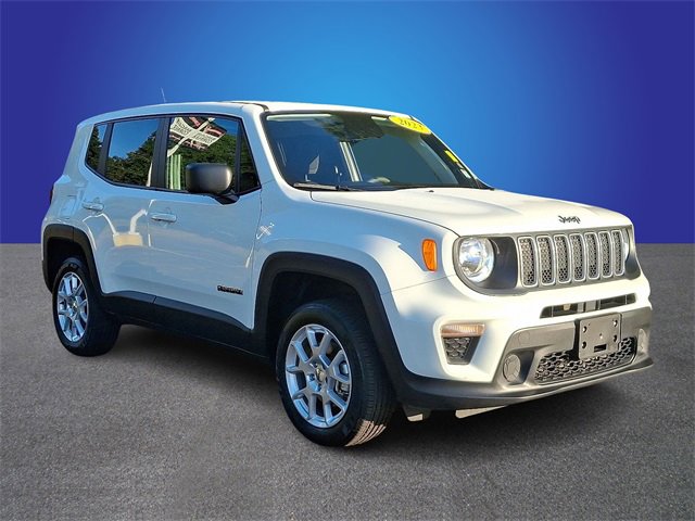 Used 2023 Jeep Renegade Latitude image 3