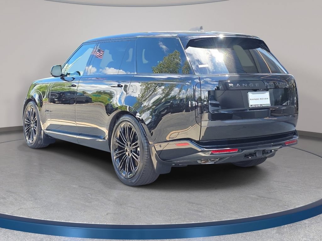 New 2026 Land Rover Range Rover Long Wheelbase SE AWD/4WD image 3