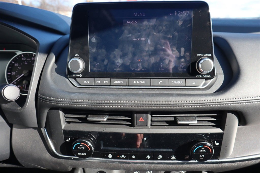 Certified 2024 Nissan Rogue SV w/ SV Premium Package image 21