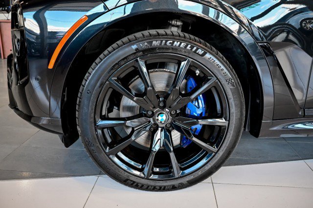 Used 2023 BMW X7 xDrive40i w/ Executive Package image 55