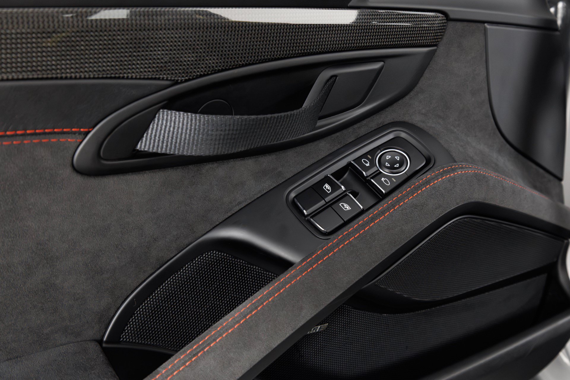 Used 2018 Porsche 911 GT2 RS RWD image 32