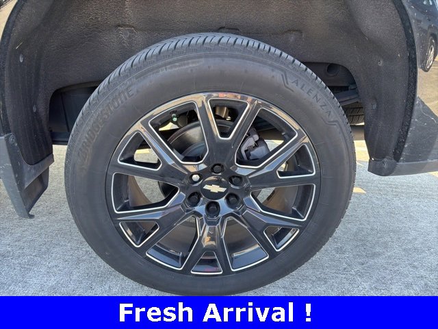 Used 2022 Chevrolet Silverado 1500 High Country w/ Safety Package II image 13