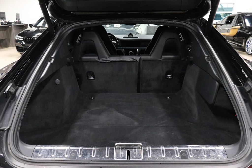 Used 2017 Porsche Panamera 4S image 24