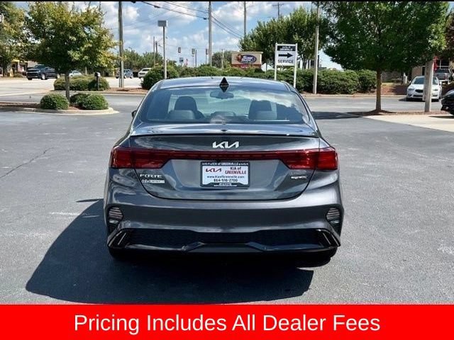 Used 2023 Kia Forte GT-Line w/ GT-Line Technology Package FWD image 4