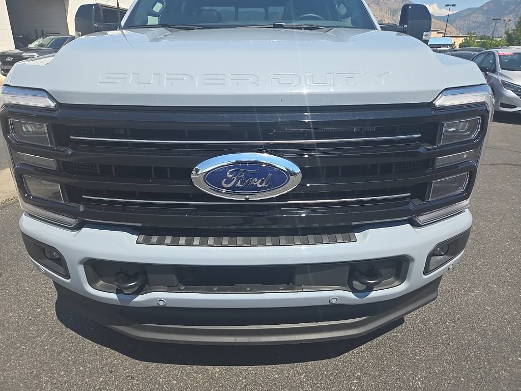 Used 2025 Ford F350 Platinum AWD/4WD image 34