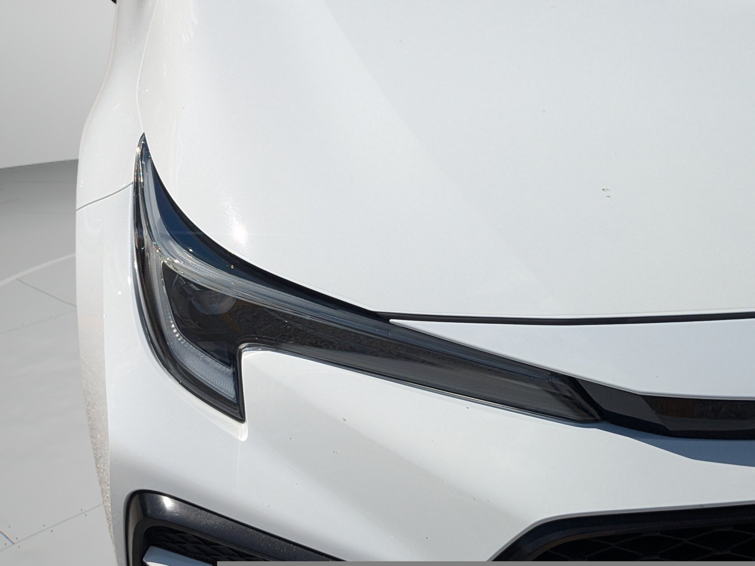 Used 2024 Toyota Corolla SE FWD image 30