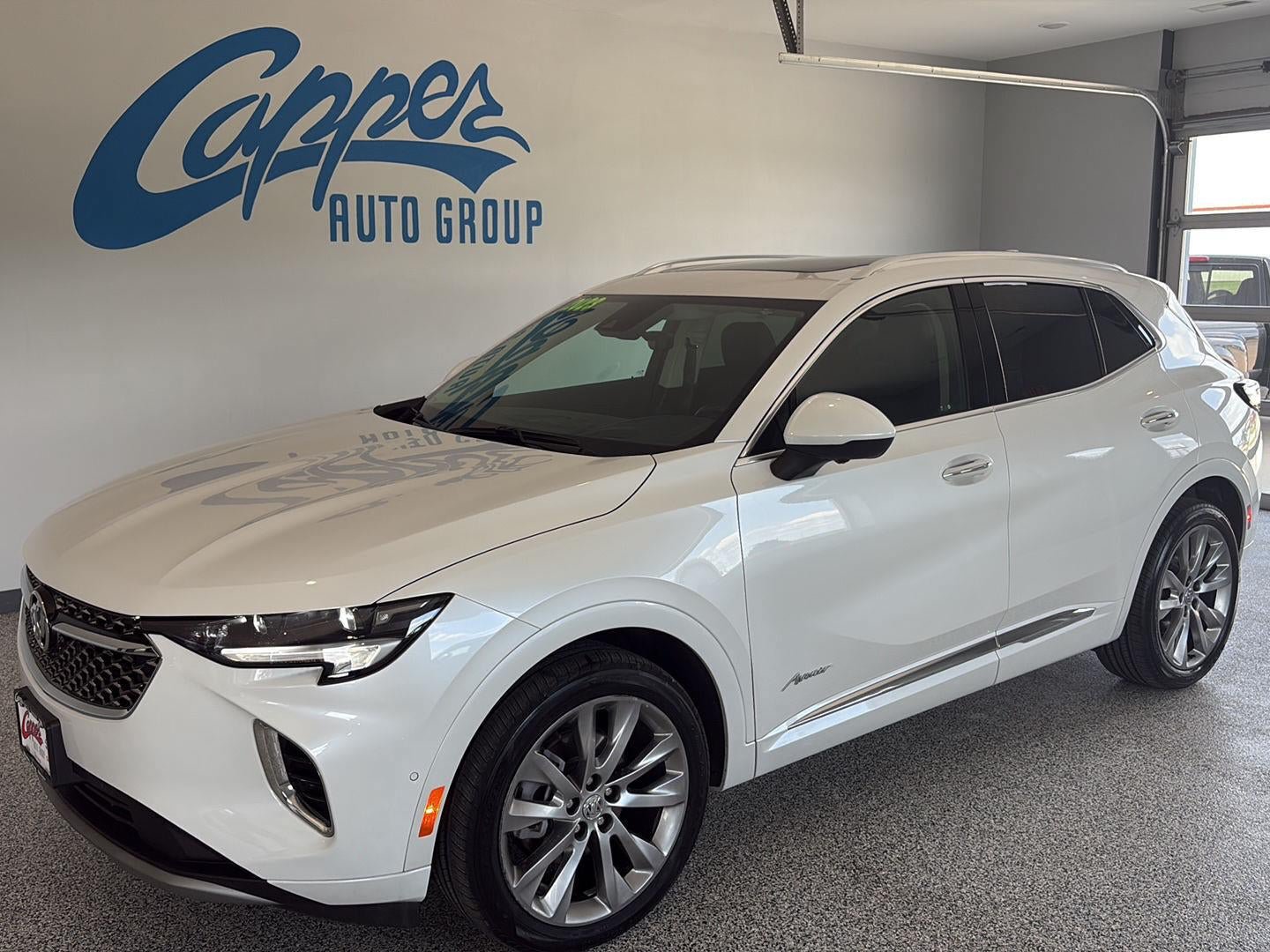 Used 2023 Buick Envision Avenir AWD/4WD image 1