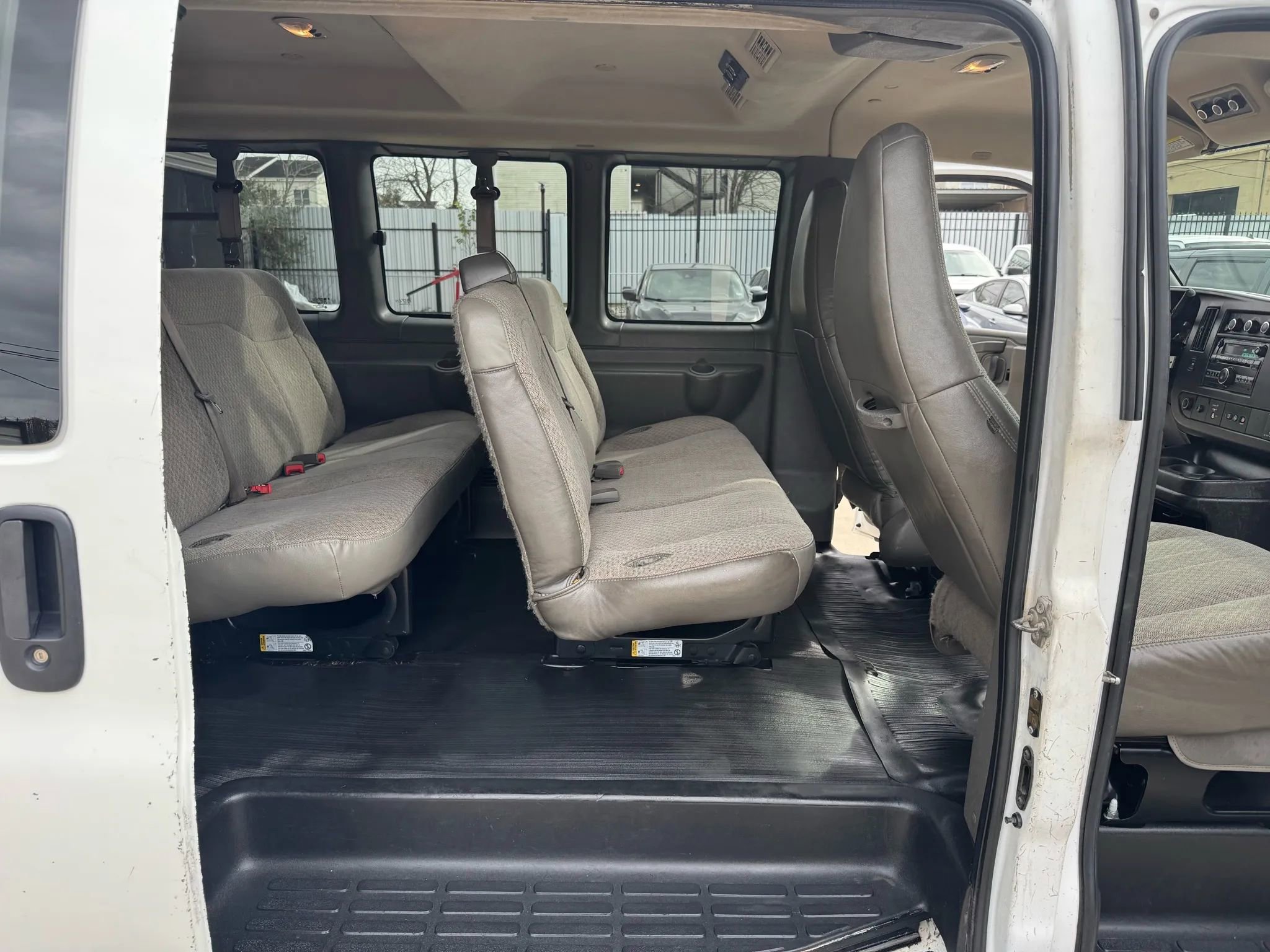 Used 2017 Chevrolet Express 2500 LS image 28