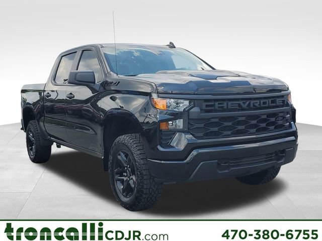 Used 2026 Chevrolet Silverado 1500 Custom Trail Boss w/ Midnight Edition AWD/4WD image 1