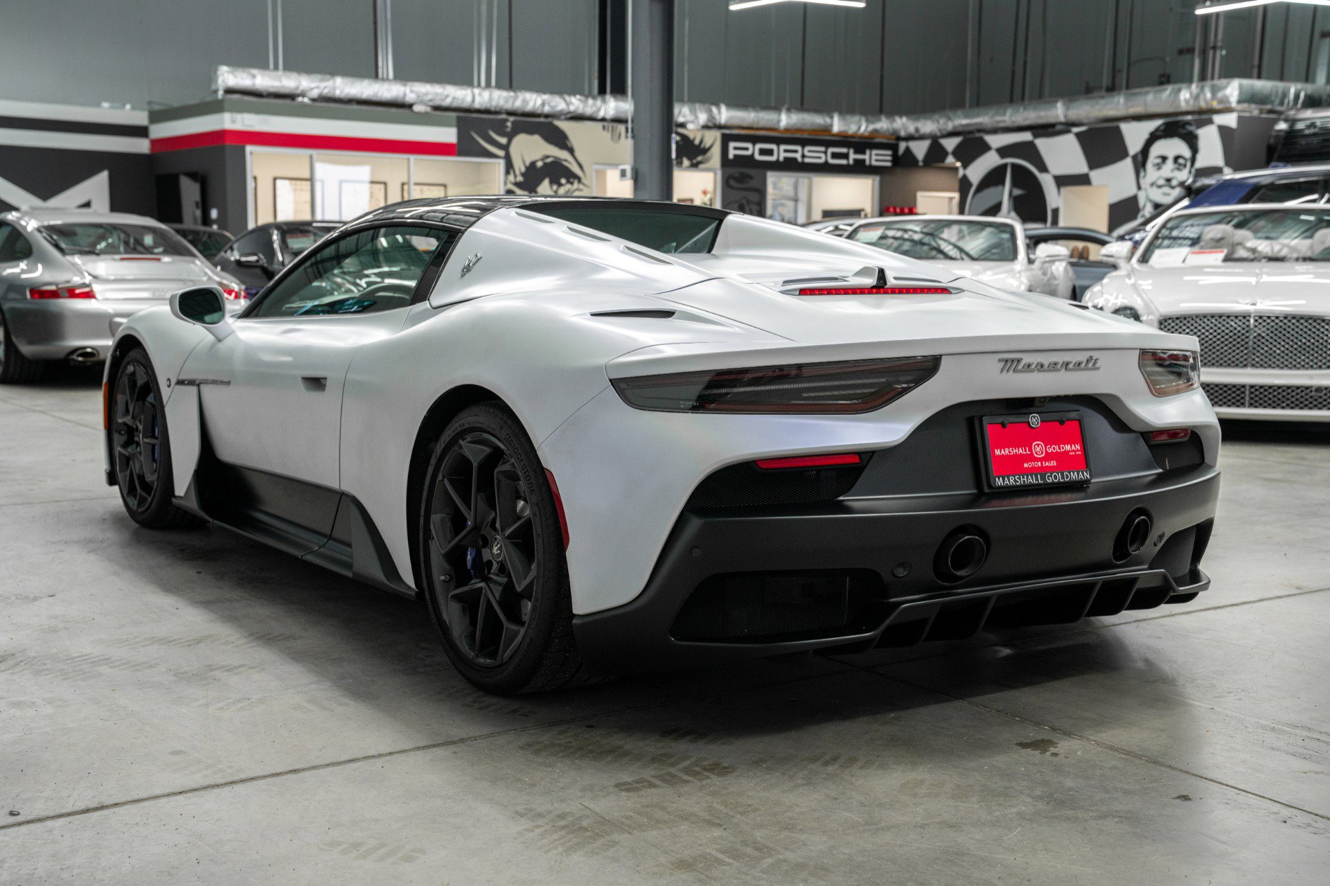 Used 2023 Maserati MC20 Spyder RWD image 39