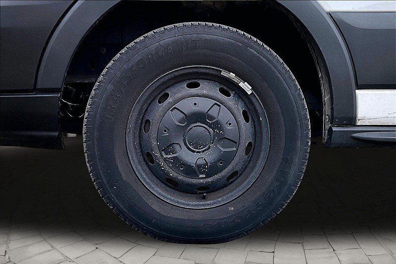 Used 2017 Ford Transit 250 148 Medium Roof image 8