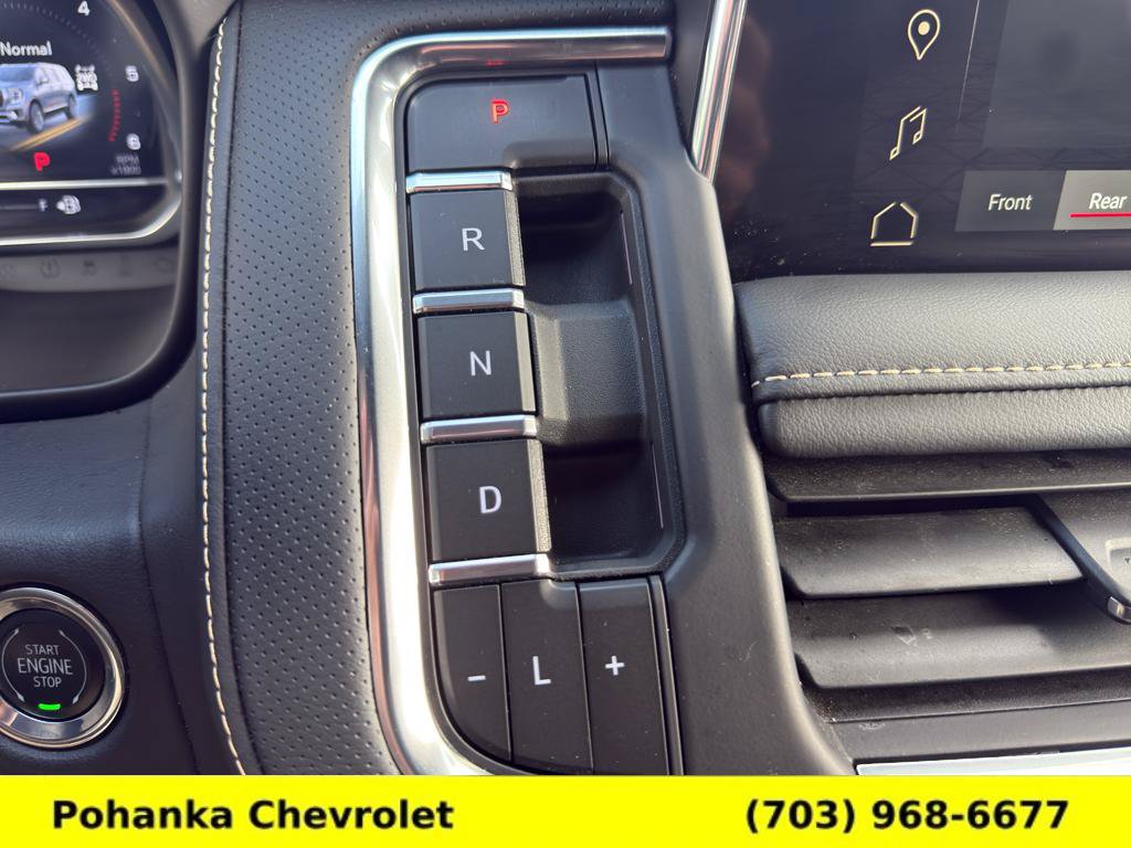 Certified 2023 GMC Yukon SLT w/ SLT Luxury Package AWD/4WD image 15