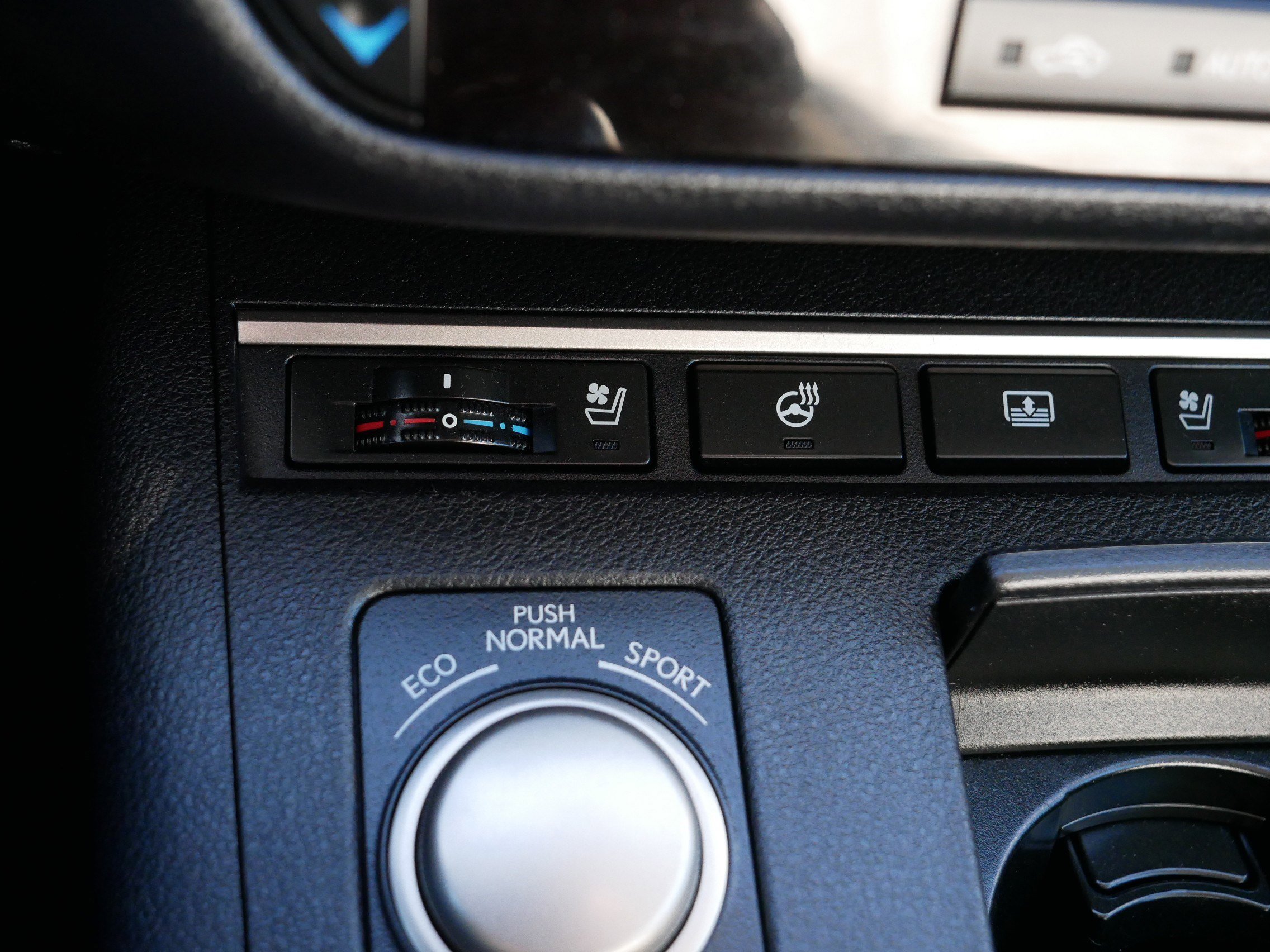 Used 2015 Lexus ES 350 image 28