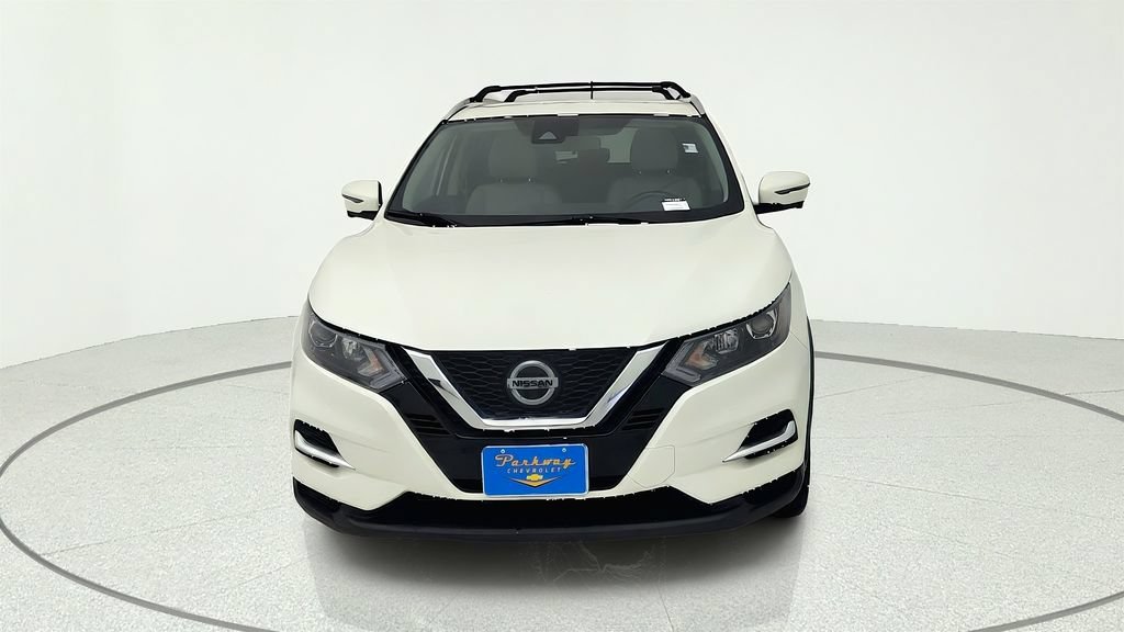 Used 2020 Nissan Rogue Sport SL FWD image 2