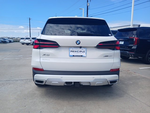 New 2026 BMW X5 xDrive40i w/ Off-Road Package AWD/4WD image 8