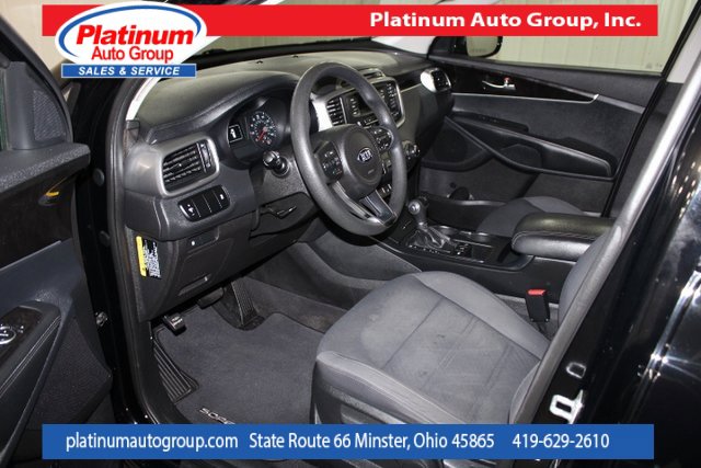 Used 2016 Kia Sorento LX image 9