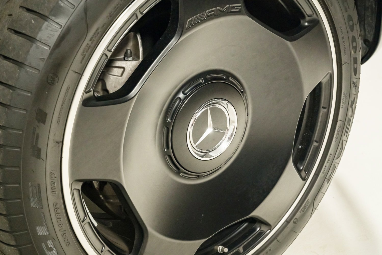 Used 2025 Mercedes-Benz G 63 AMG 4MATIC image 38