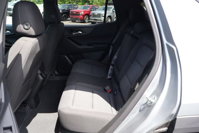 New 2026 Chevrolet Equinox LT w/ Safety and Technology Package AWD/4WD image 19