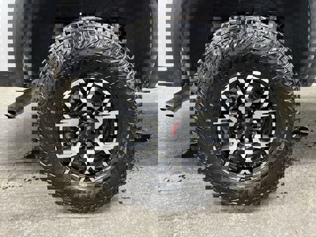 Certified 2024 GMC Canyon AT4X image 34