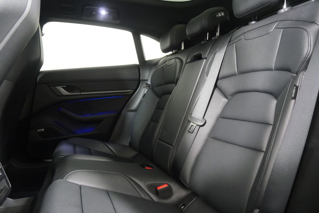 Used 2024 Porsche Taycan 4S AWD/4WD image 16