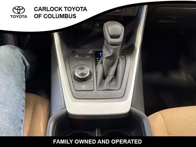 Used 2025 Toyota RAV4 XLE w/ Convenience Package image 26