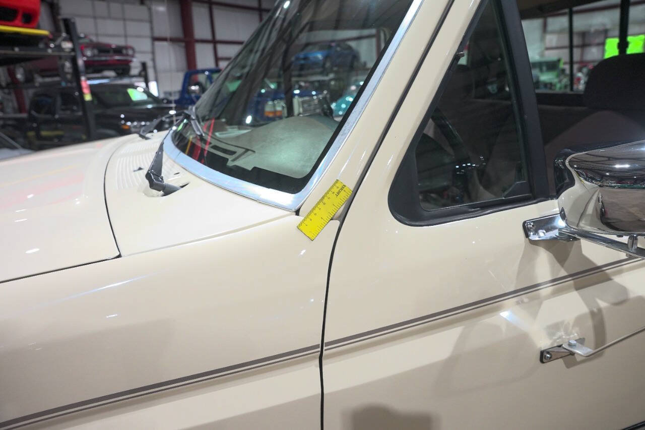 Used 1993 Ford F150 XL AWD/4WD image 22