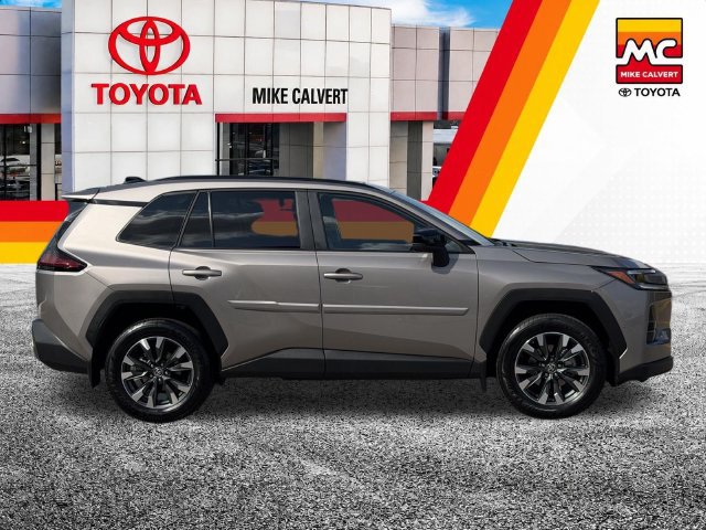 Used 2026 Toyota RAV4 Limited AWD/4WD image 7