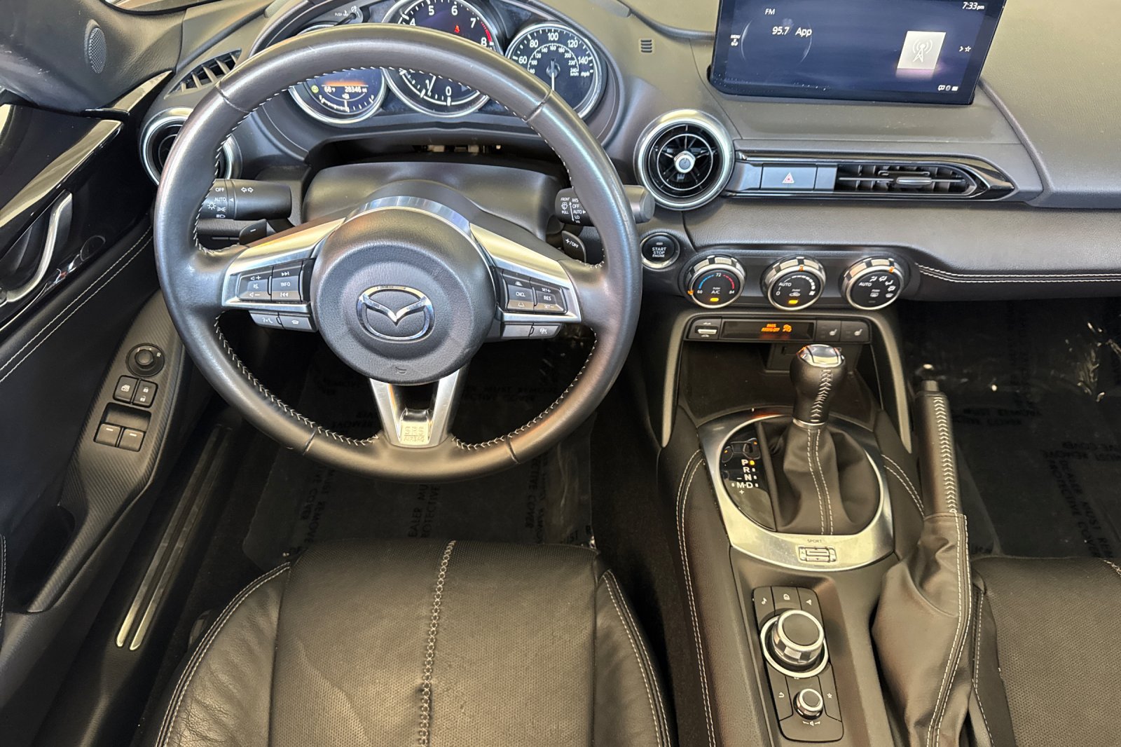 Used 2025 MAZDA MX-5 Miata RF Grand Touring RWD image 16