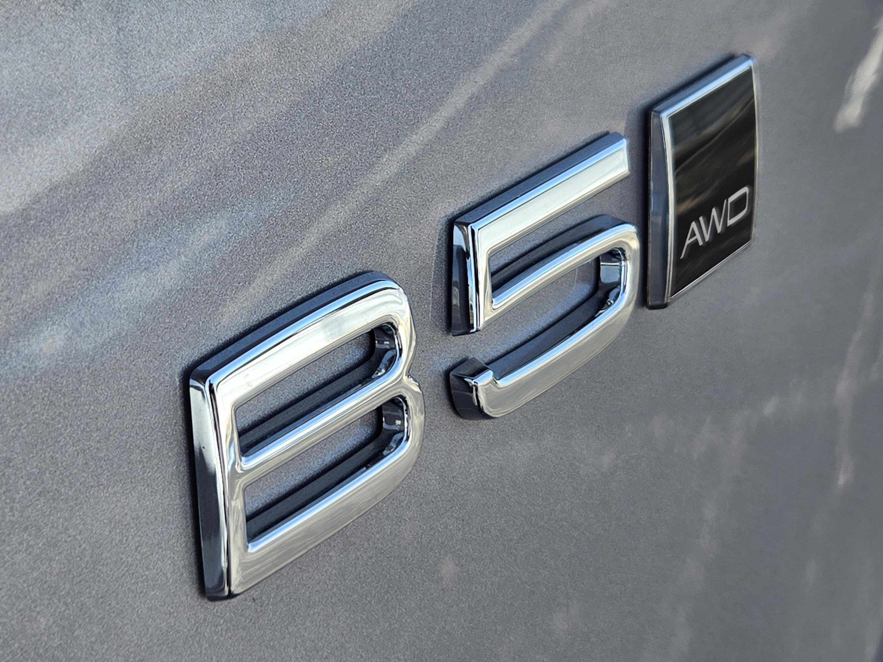 New 2026 Volvo XC90 B5 Core w/ Protection Package Premier image 28