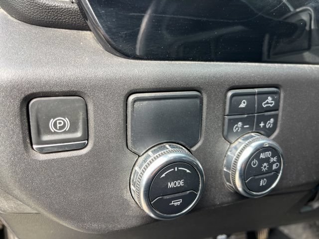 Used 2024 GMC Sierra 1500 SLT RWD image 15