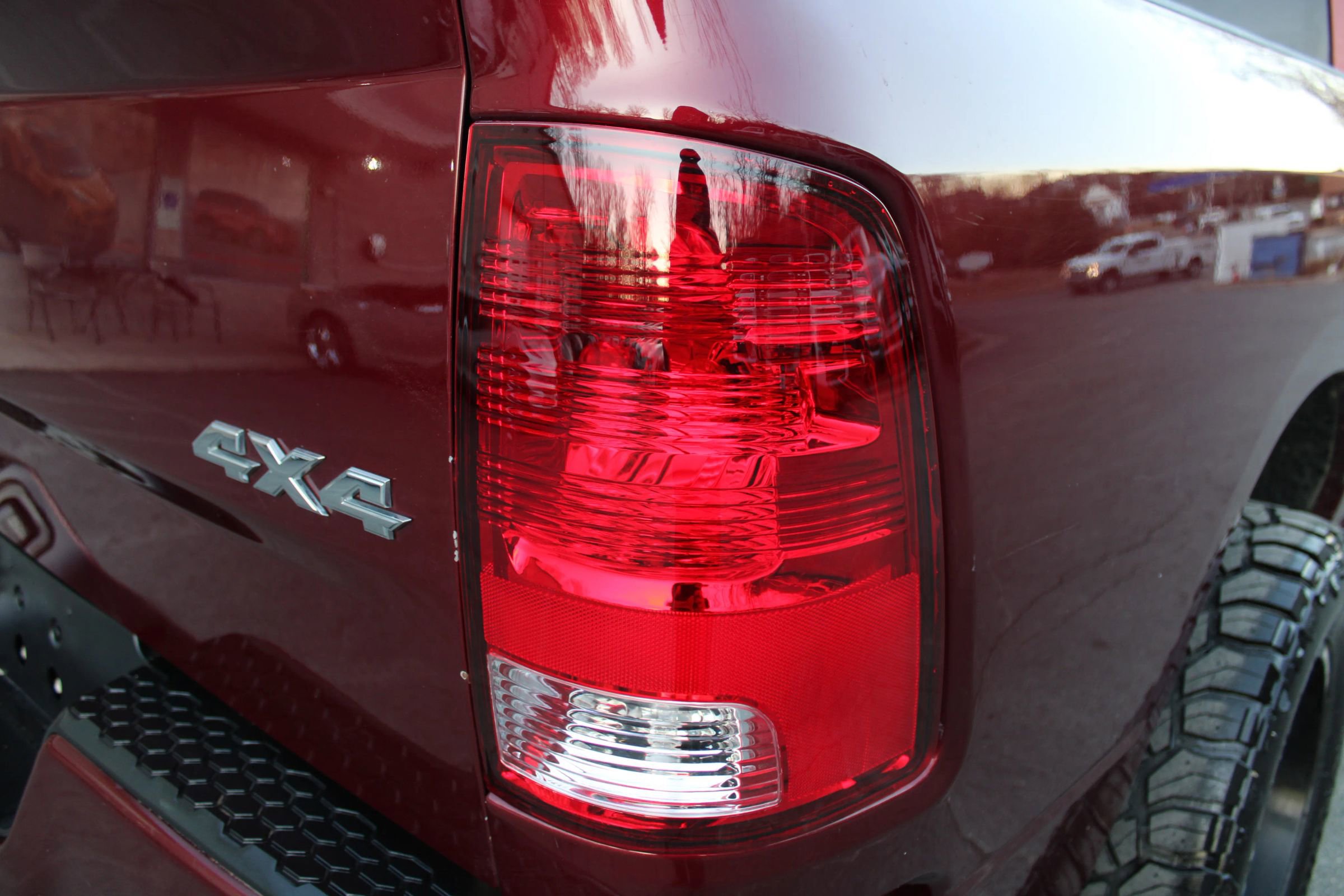 Used 2018 RAM 1500 Express w/ Express Value Package image 27