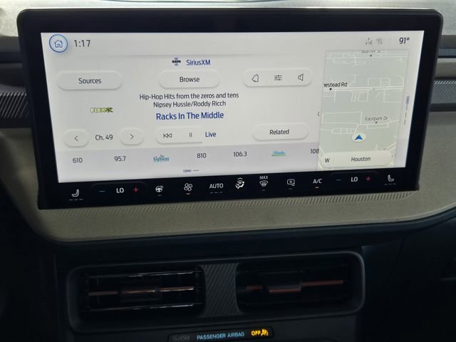 New 2025 Ford Maverick Lariat w/ 4K Tow Package image 13