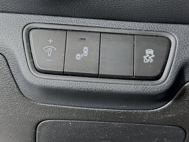 Used 2023 Kia Forte LXS w/ LXS Technology Package FWD image 10