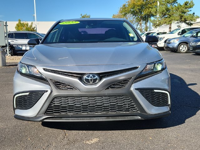 Used 2022 Toyota Camry SE AWD/4WD image 5