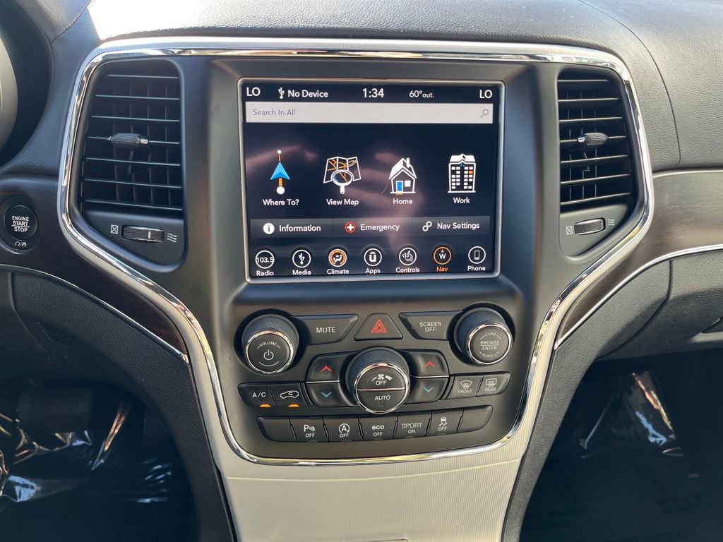 Used 2018 Jeep Grand Cherokee Limited image 23