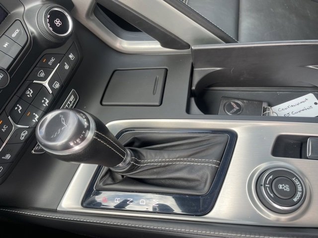 Used 2015 Chevrolet Corvette Stingray Z51 w/ 3LT Preferred Equipment Group image 23